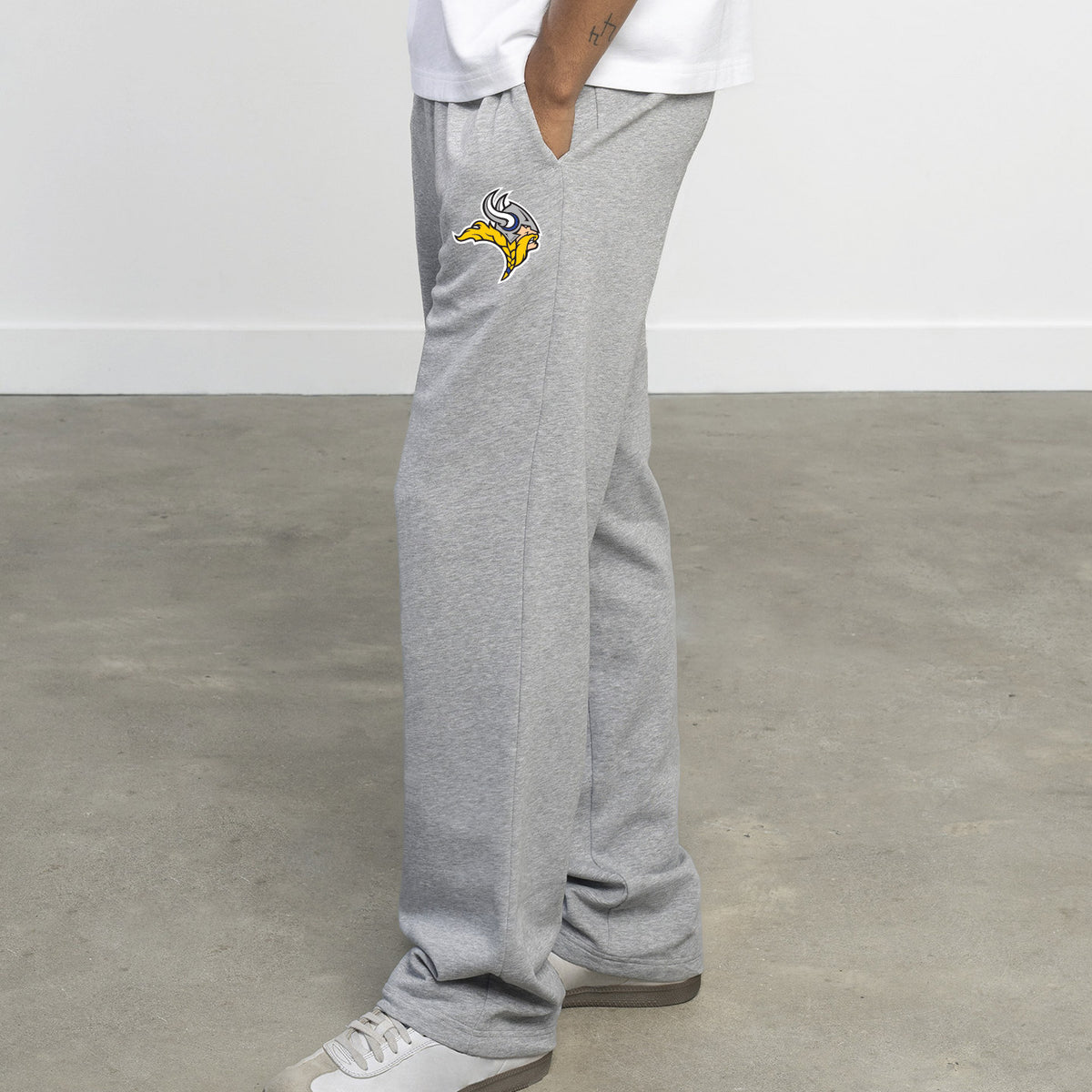 CHHS Unisex New Viking Open Bottom Sweatpants (CHT017-KOI2280)